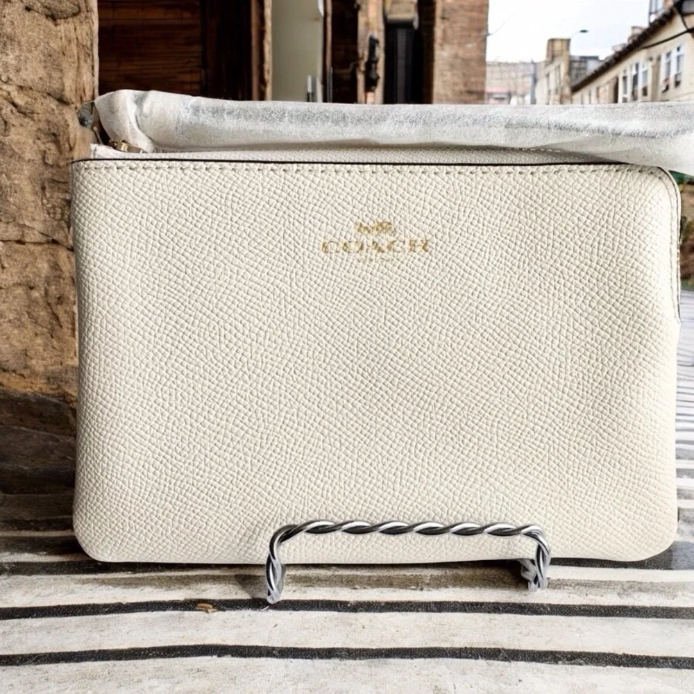 Coach crossgrain leather