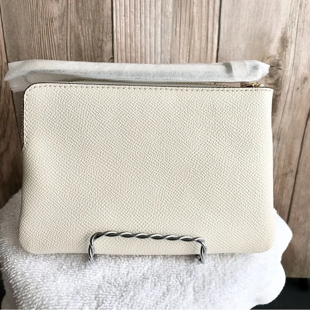 Coach crossgrain leather