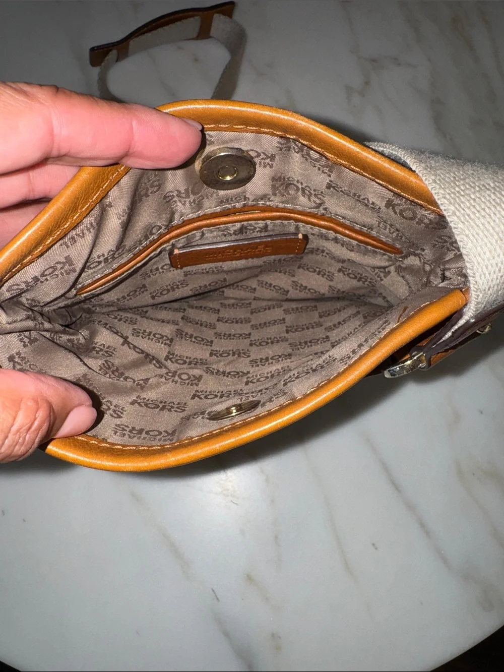 Michael Kors compact michael