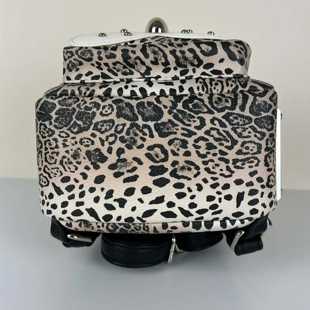 Betsey Johnson nwt betsey