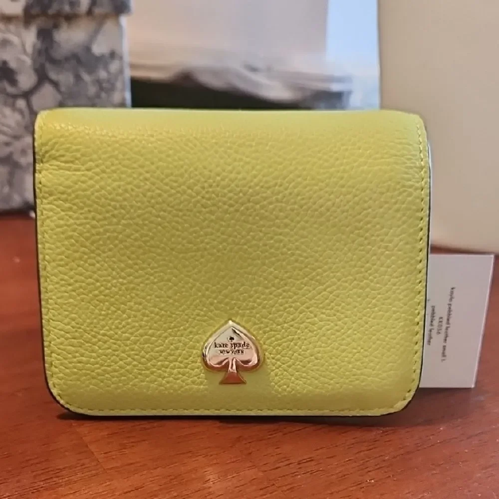 Kate Spade Lime Green Leather Wallet NWT