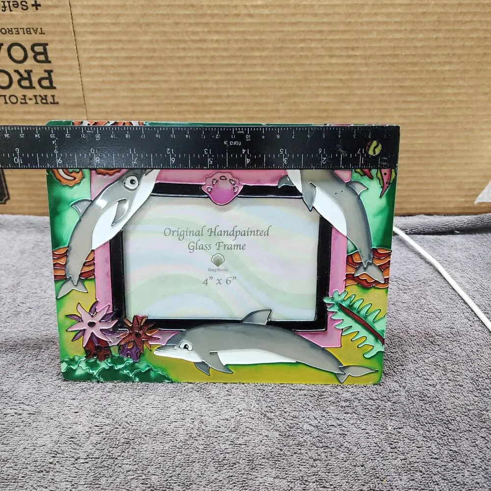 Unbranded handpainted glass