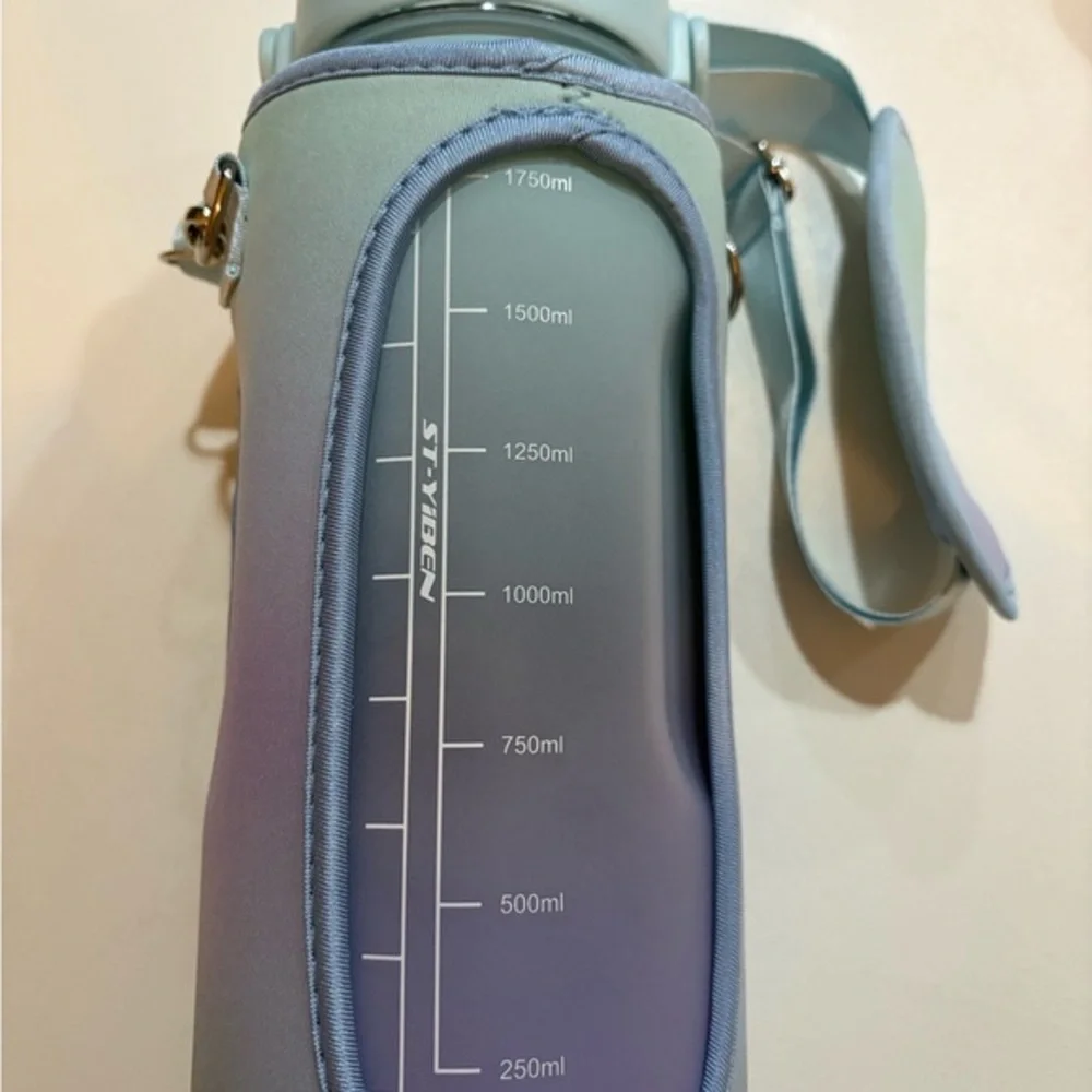 N/A •	capacity 64oz
