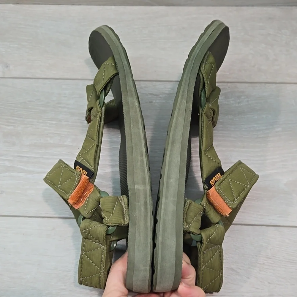 Teva outings casual orange