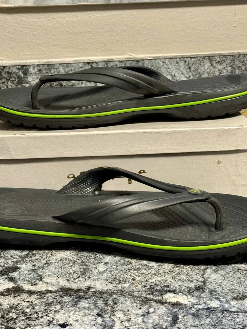 CROCS casual comfortable