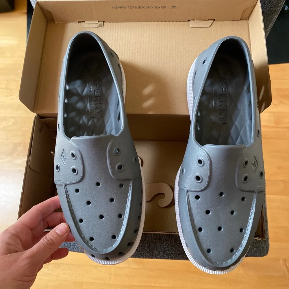 Sperry new box