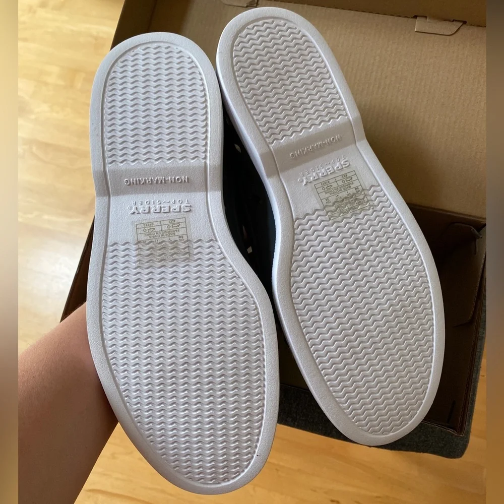 Sperry new box