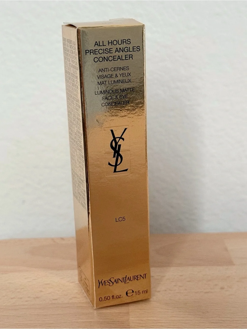 Yves Saint Laurent item ysl