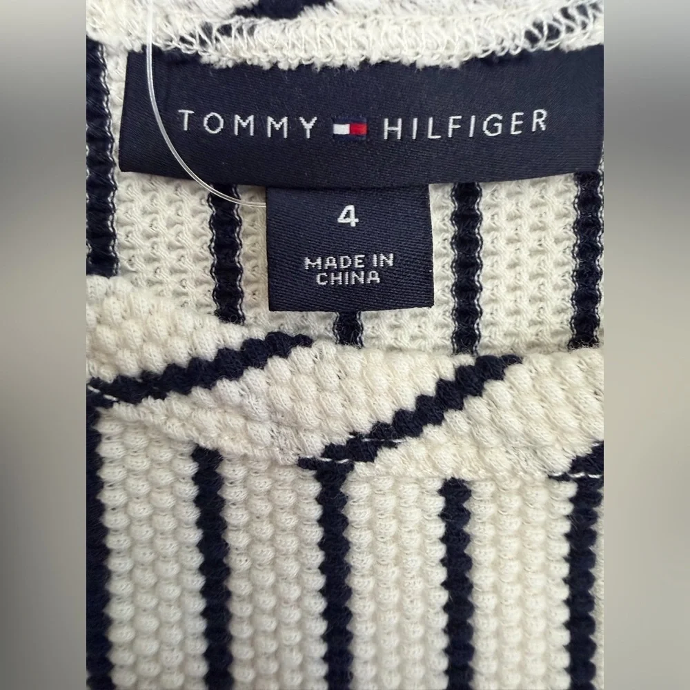 Tommy Hilfiger elegant knit