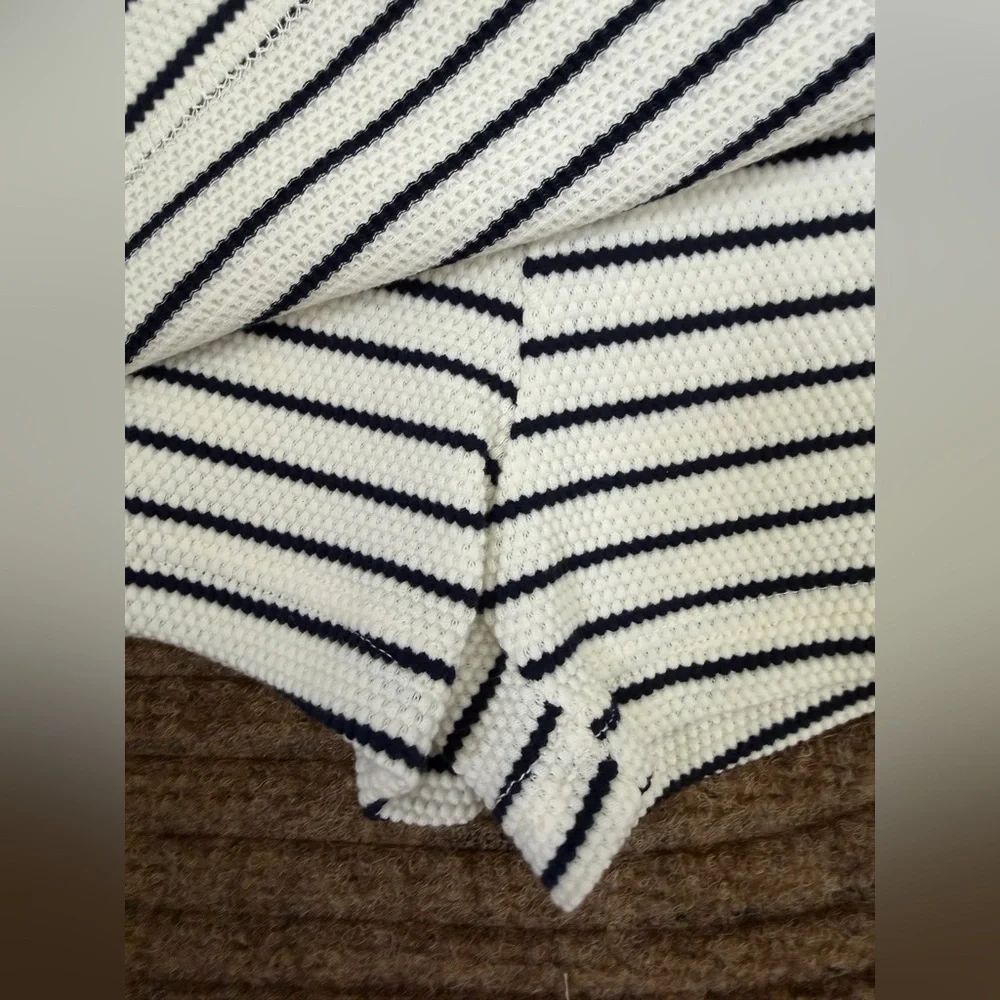 Tommy Hilfiger elegant knit