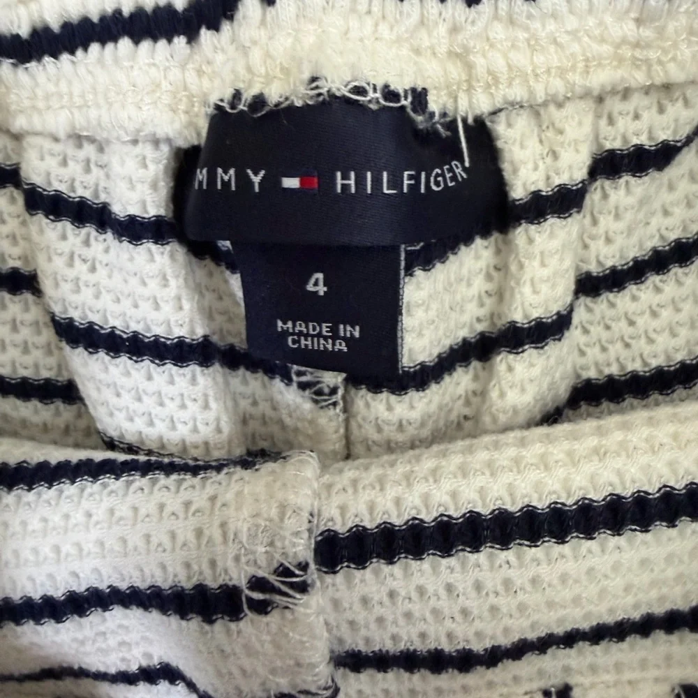 Tommy Hilfiger elegant knit