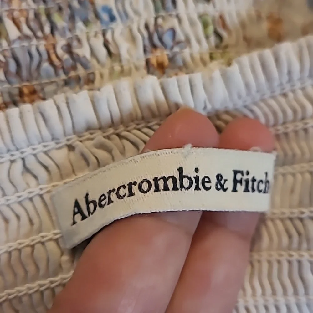 Abercrombie & Fitch this stylish