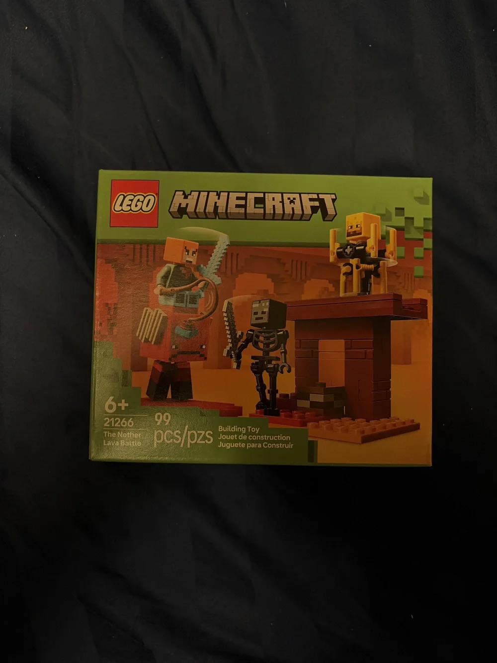 LEGO Minecraft The Nether Lava Battle 21266 - New Sealed 99 pcs 6+