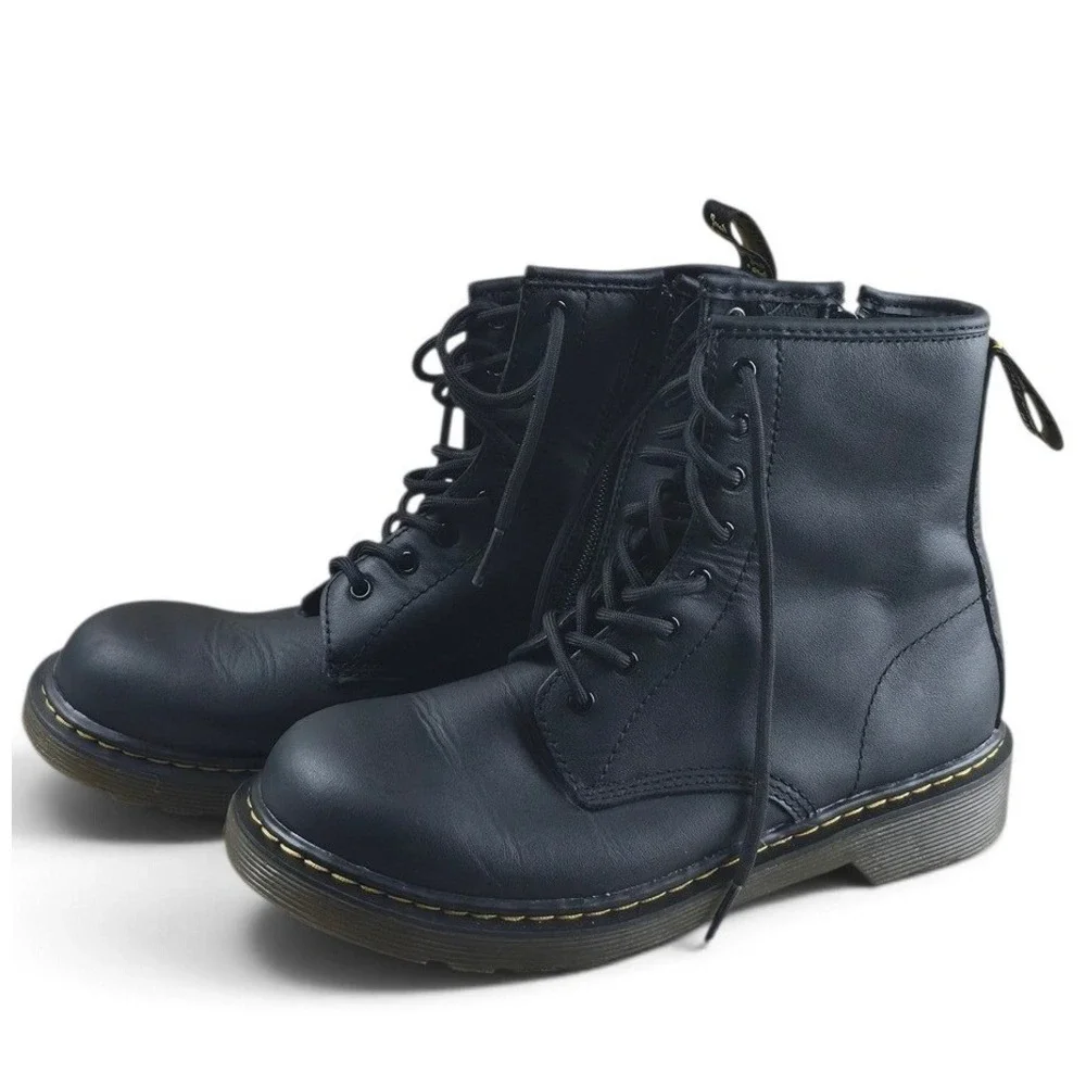 Dr. Martens 1460 Y Kids Size 5 Black Excellent Side Zip Lace Up Combat‎ Boots