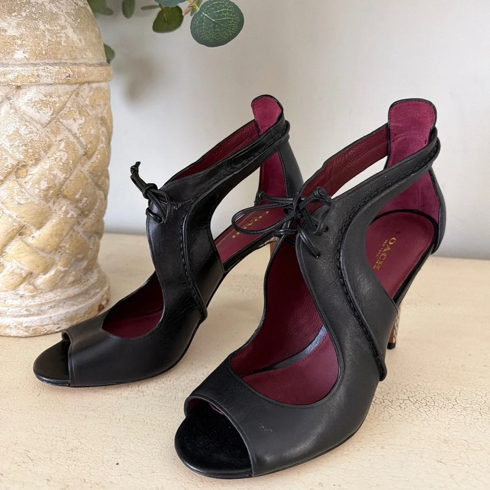 Coach sophisticated leather