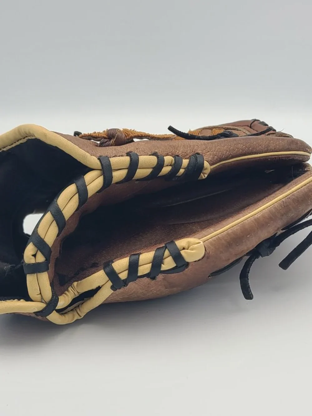 Mizuno good hurt owned