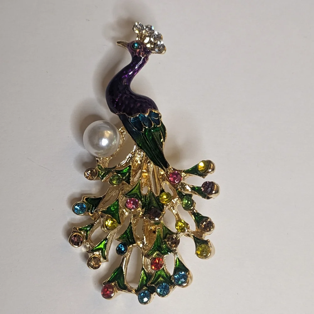 N/A colorful peacock