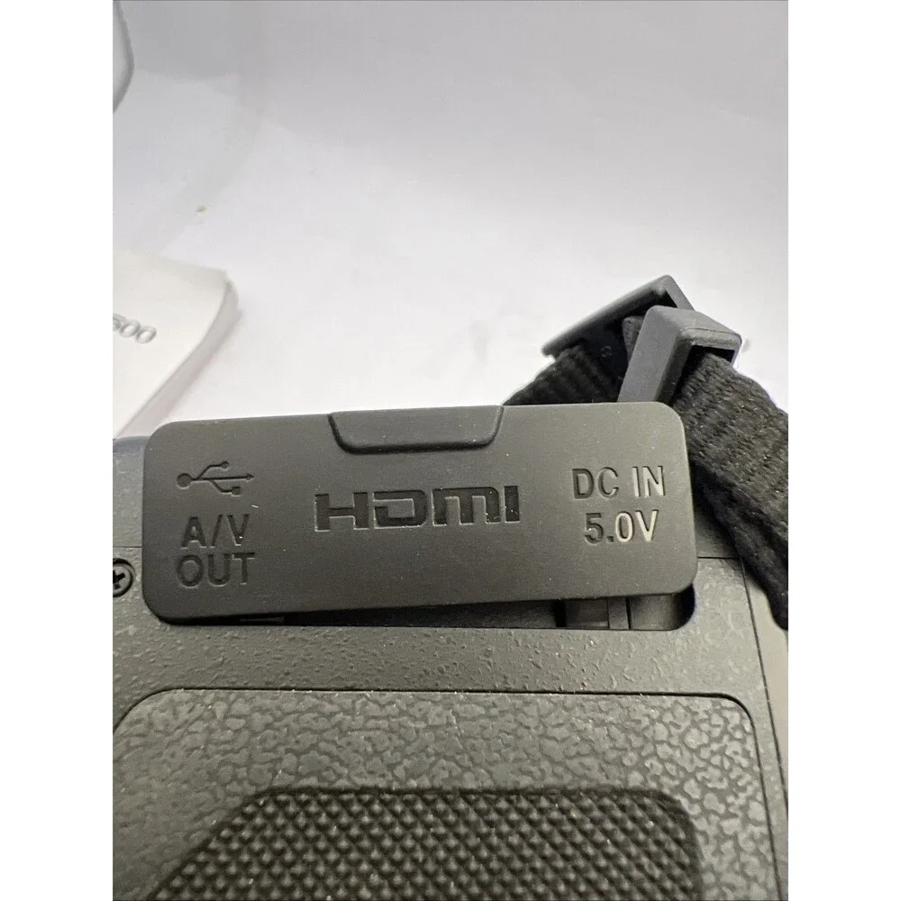 Nikon coolpix b500