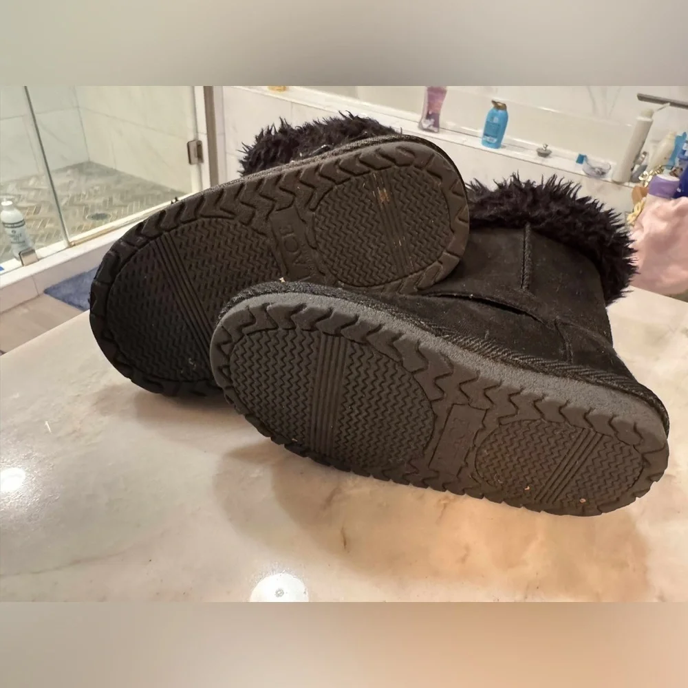 N/A stylish black