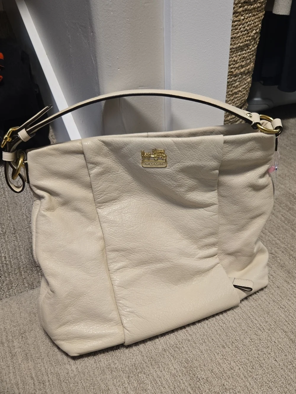 Coach elegant shoulder