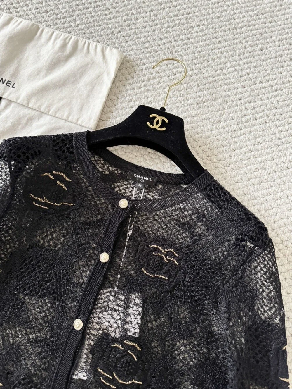 CHANEL elegant cardigan
