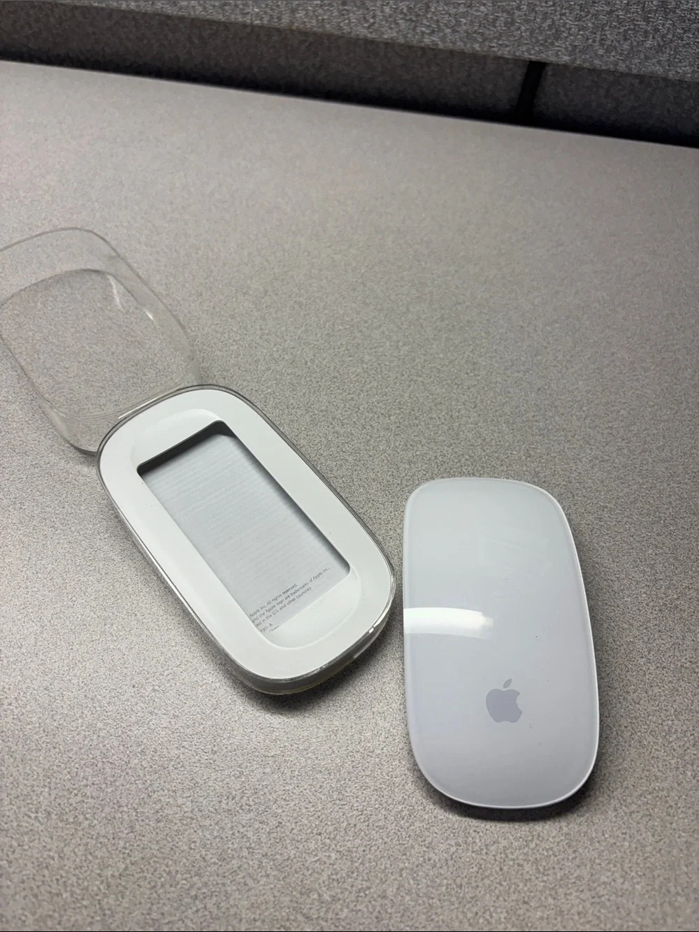Apple white color