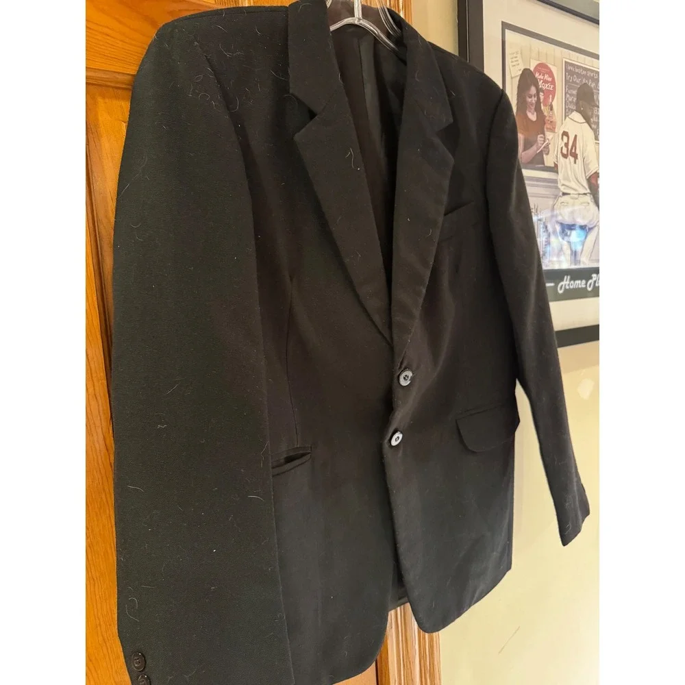 Trajes Valher estimated men