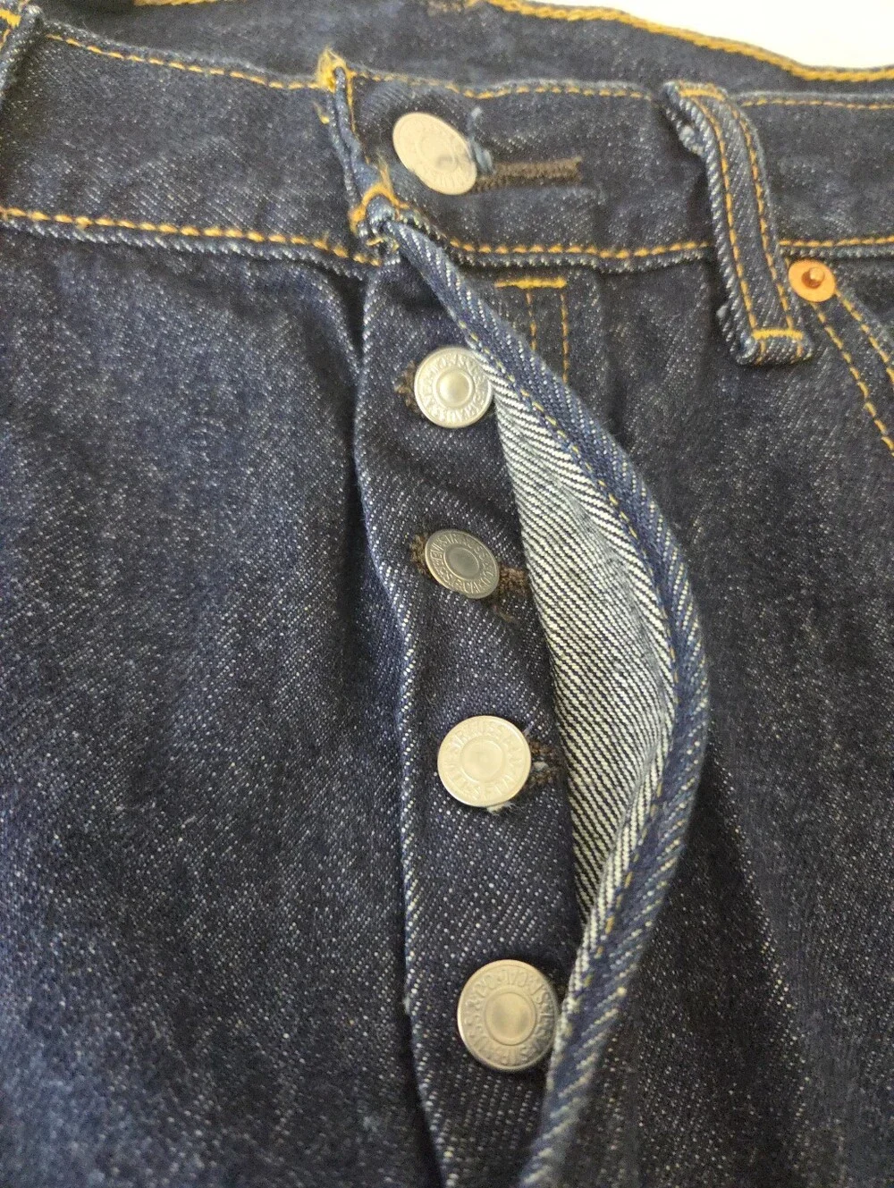 Levis edge classic are