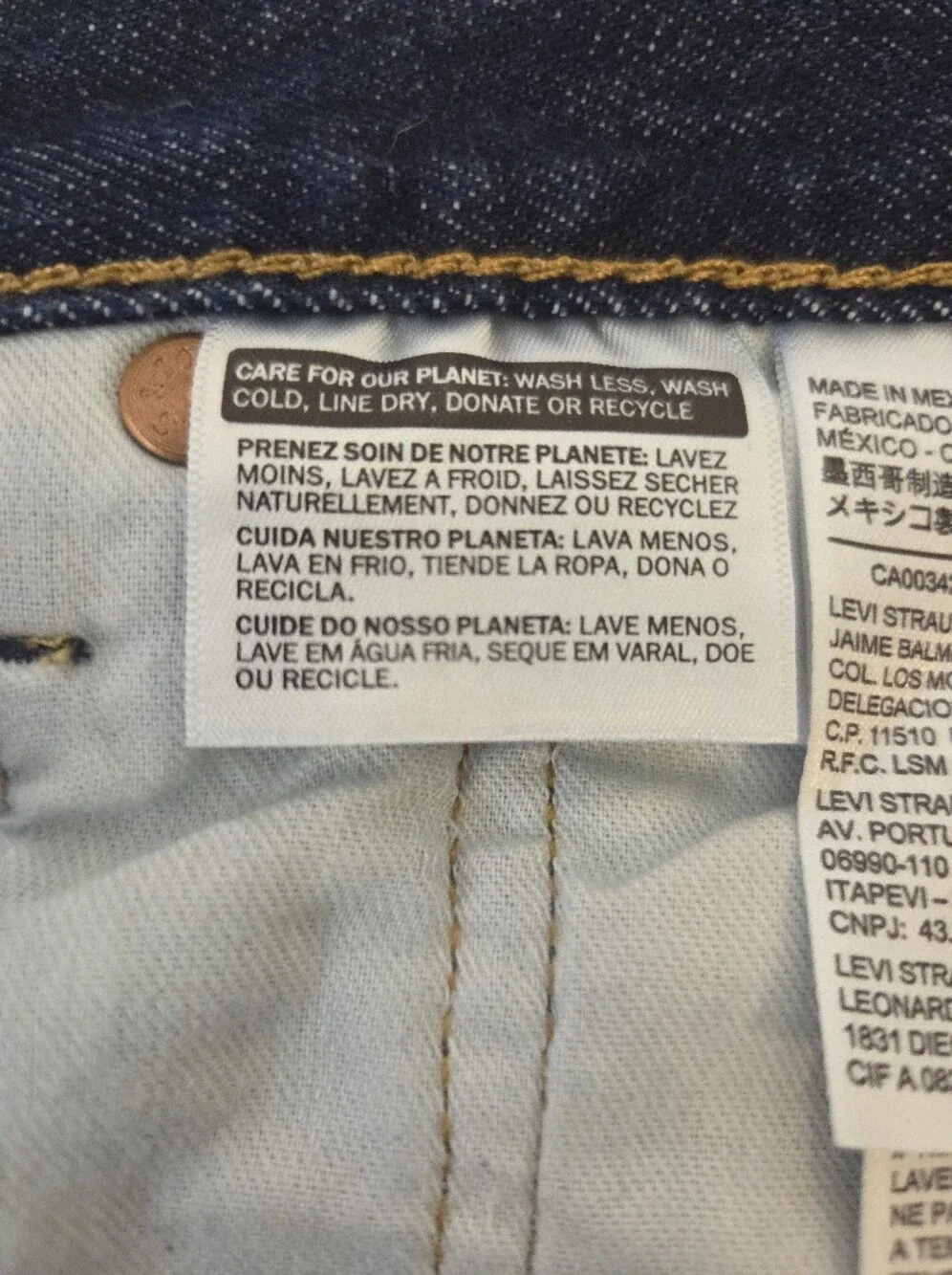 Levis inseam pocket upper