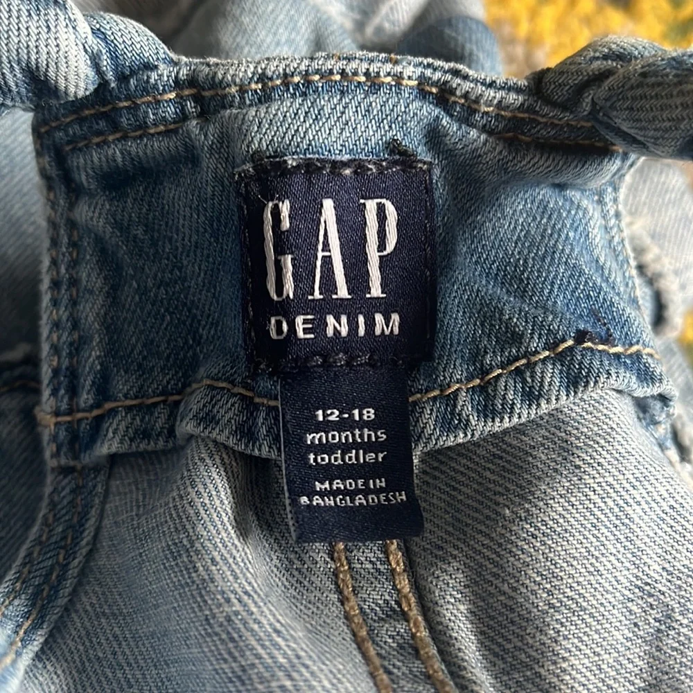 GAP worn once