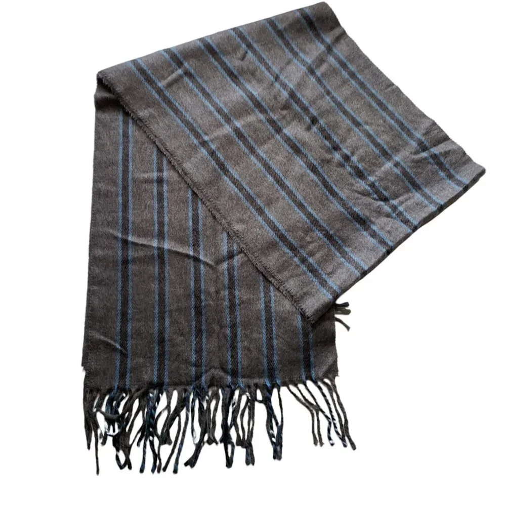 NEW ROUNDTREE & YORKE Grey Striped Italy Made Acrylic Scarf 11.5