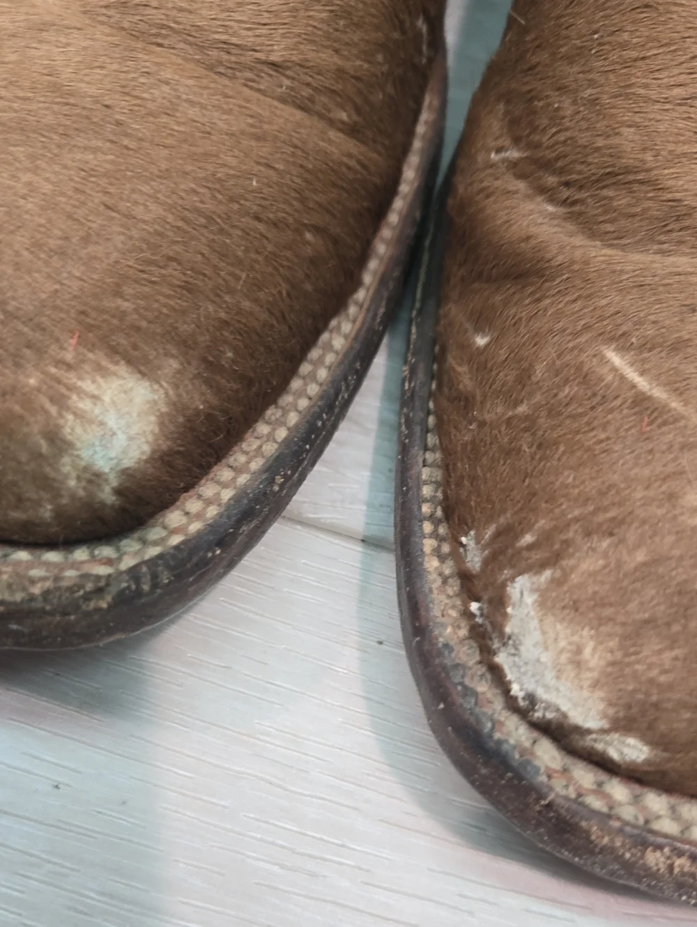 Boots El Cadaffy good missing