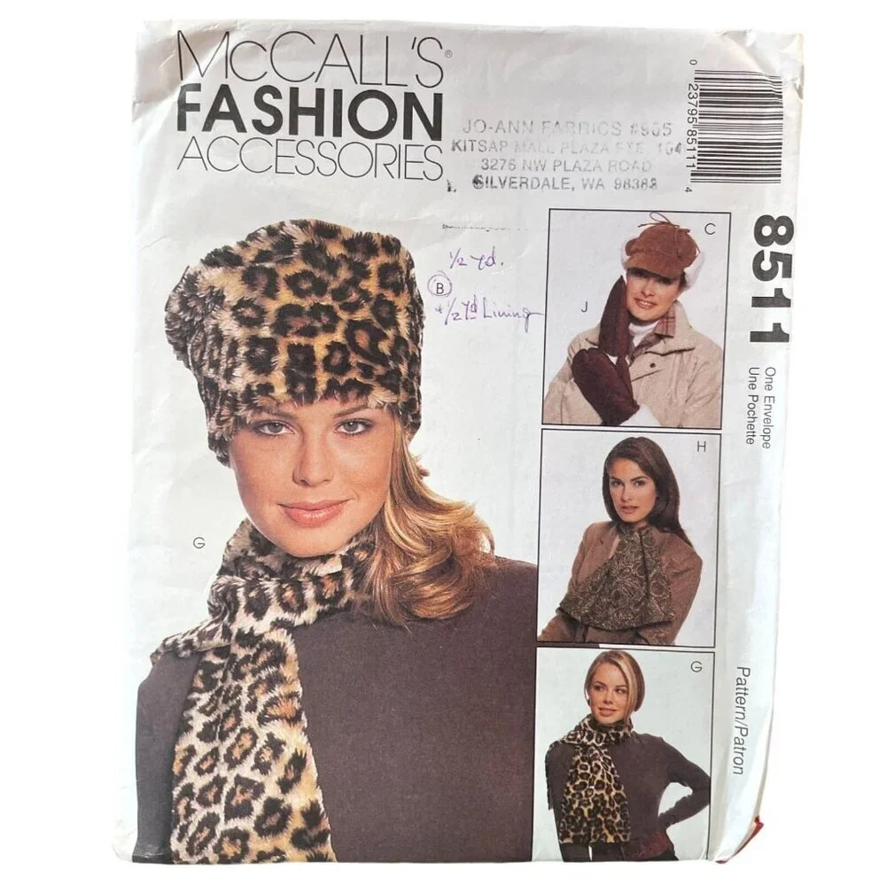 McCalls Sewing Pattern 8511 Hap Cap Scarf‎ Mittens
