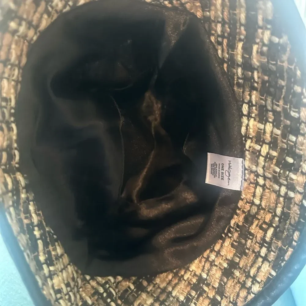 Halogen tan black