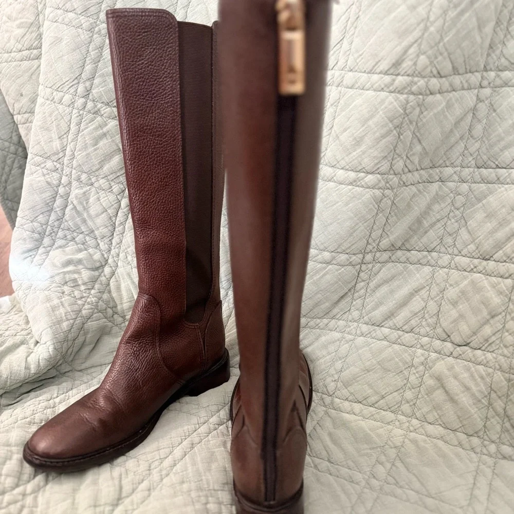 Tory Burch elegant brown