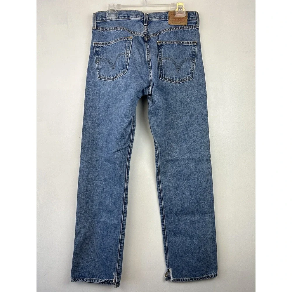 Levis marked 33x34
