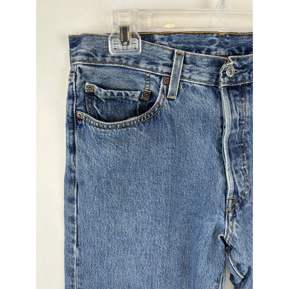 Levis marked 33x34