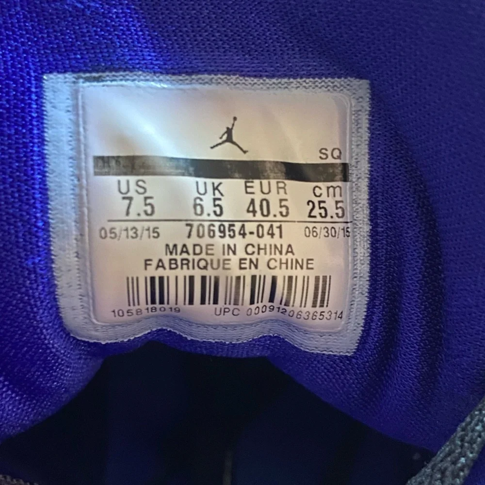 Jordan flight black