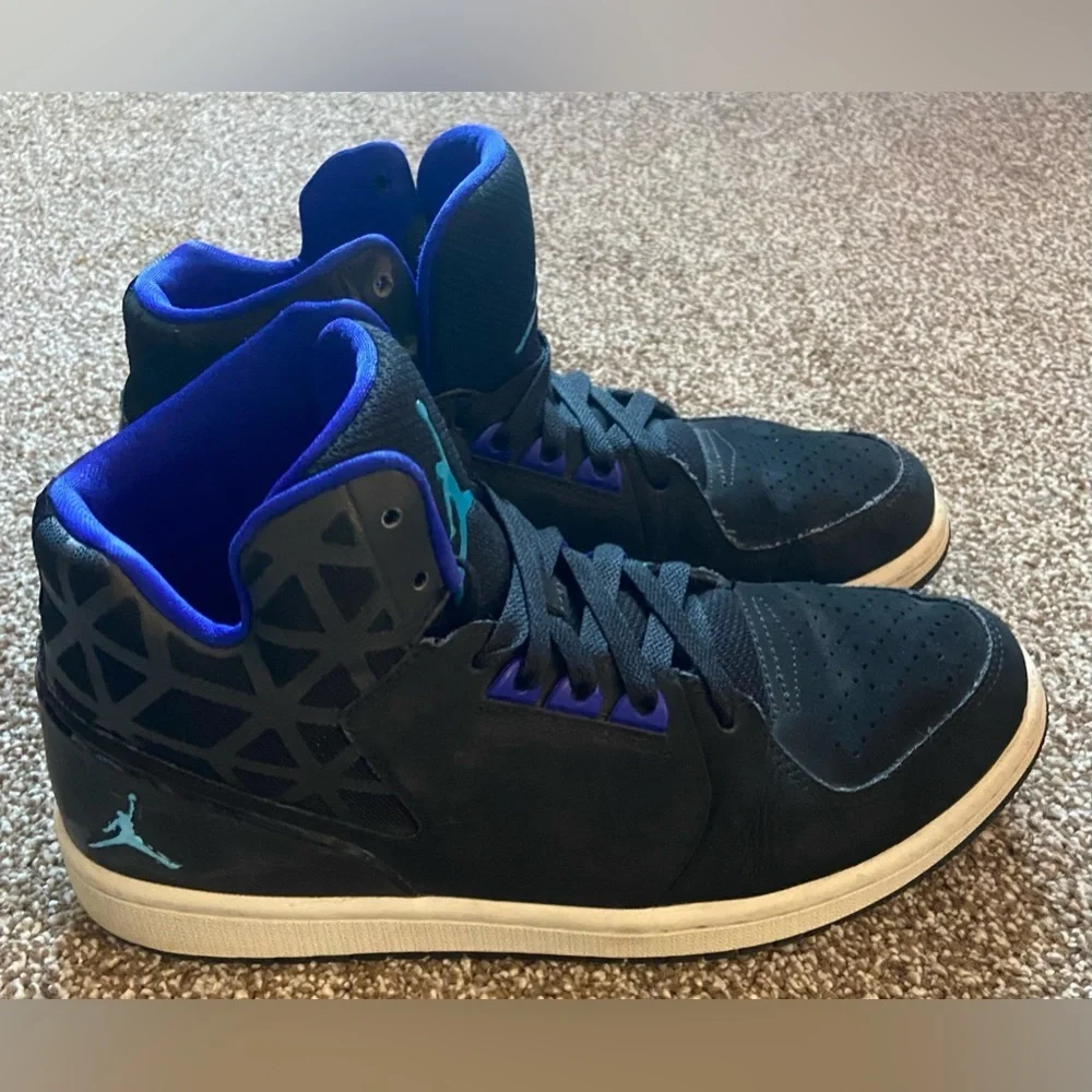 Jordan flight black