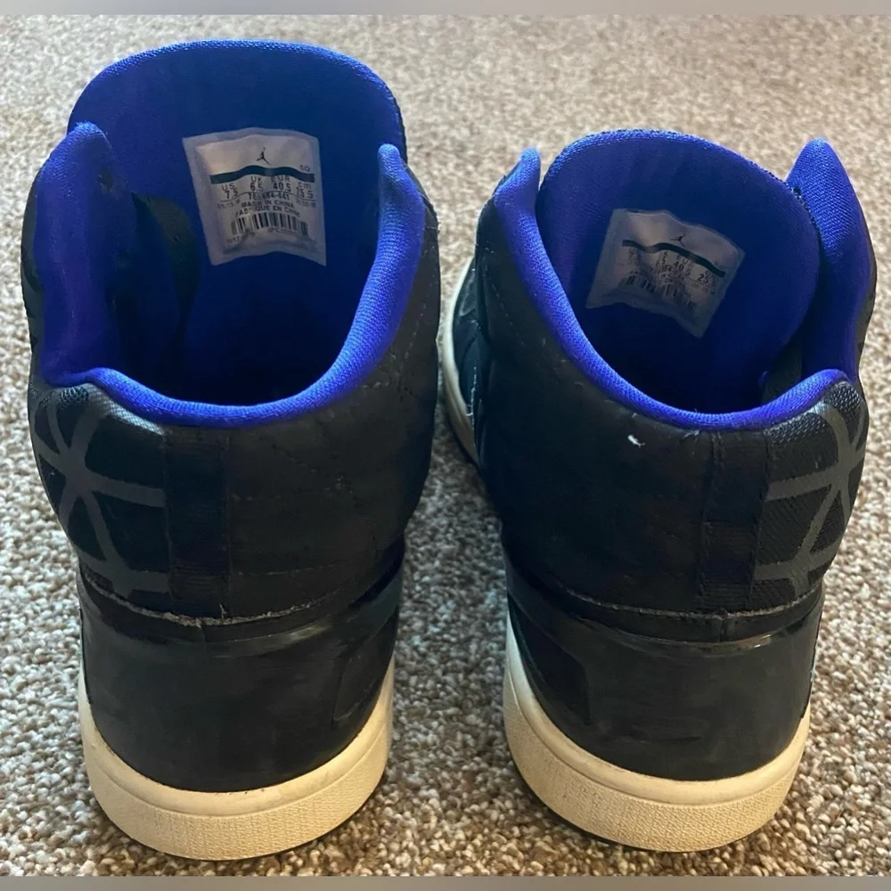 Jordan flight black