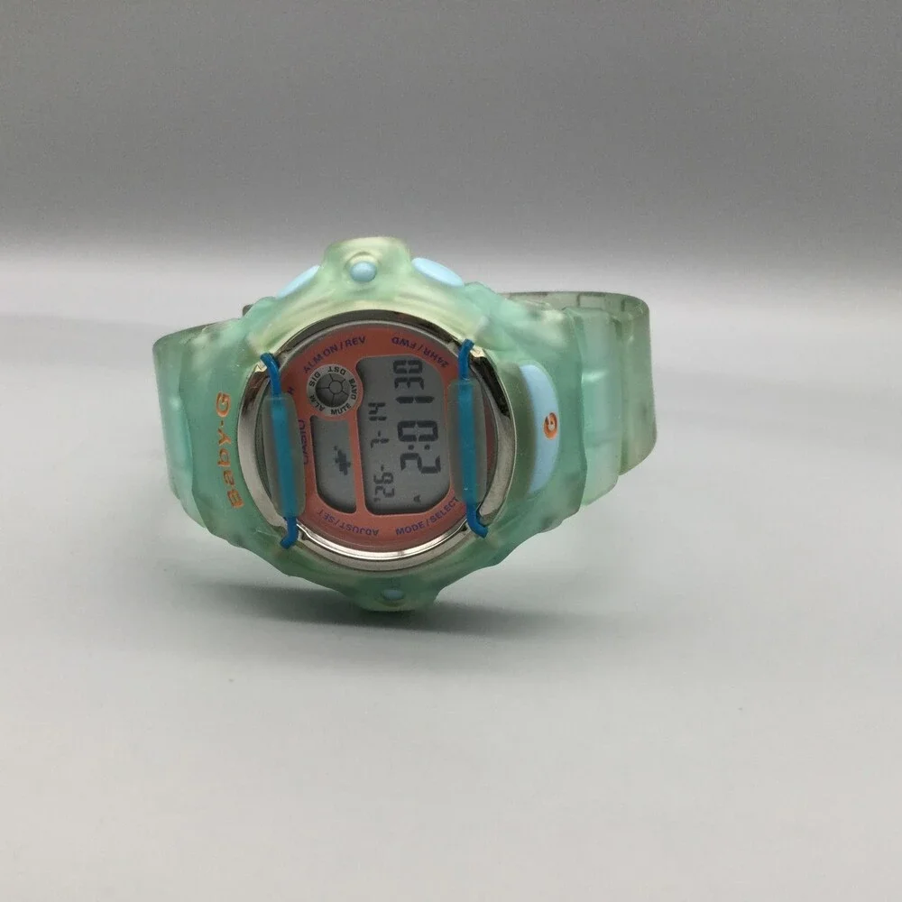 Casio see photos