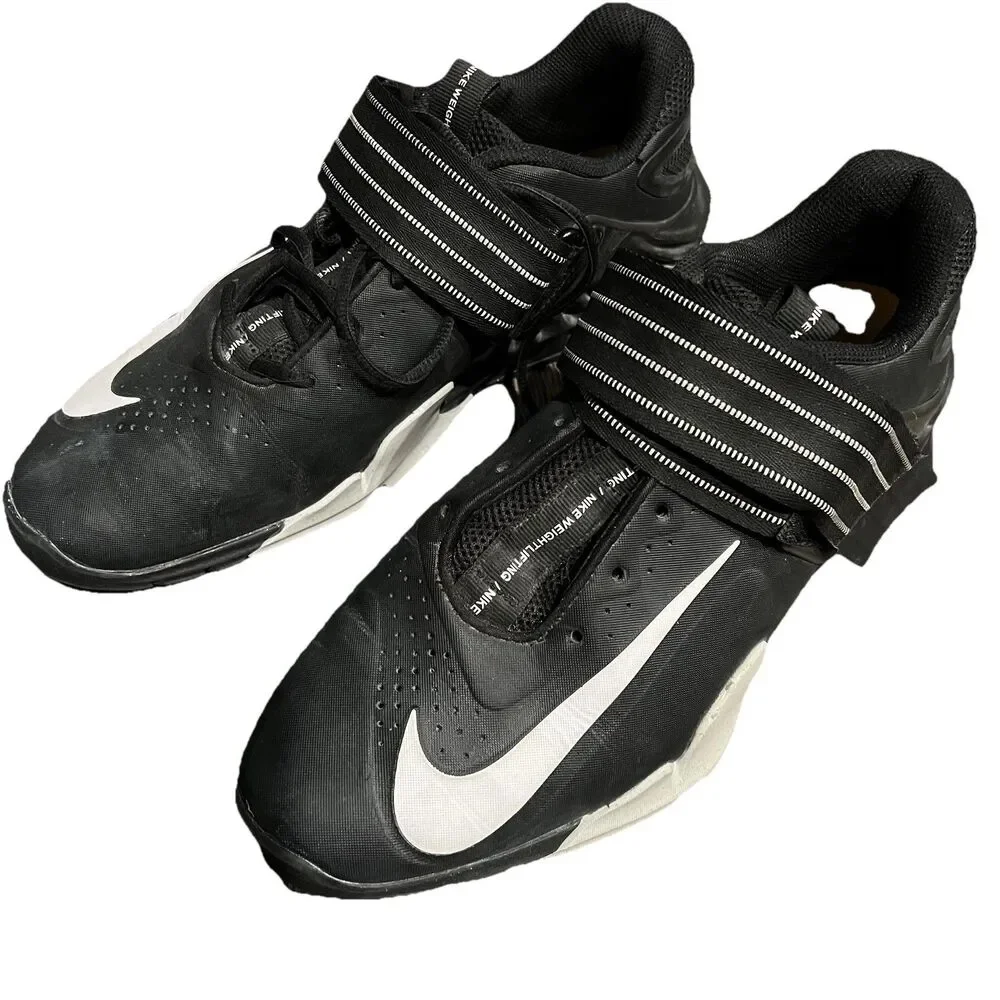 Nike Salvaleo Men's Size 10.5