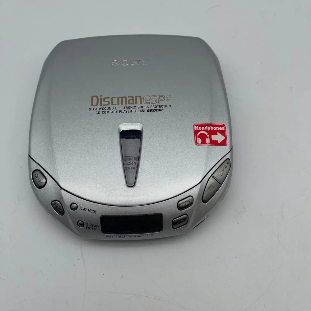Sony Discman ESP2 D-E451 Portable CD Player Silver SteadySound Groove Vintage‎