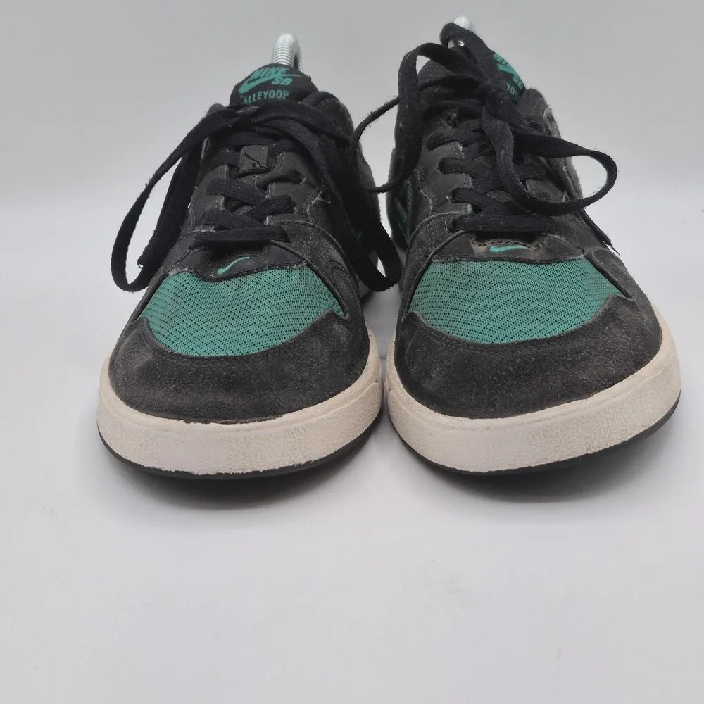 Nike brand style
