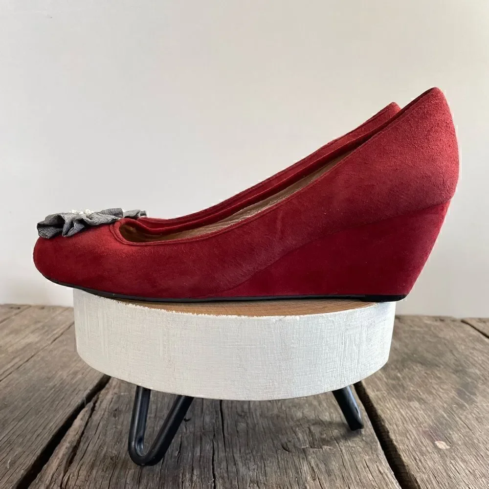 BCBGeneration Red Leather Wedge Heels Size 8M EUC