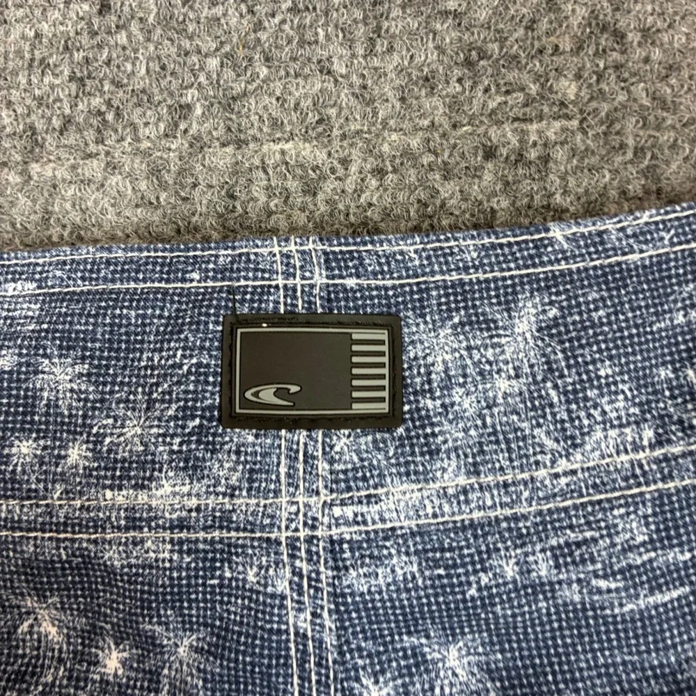 ONeill side closure cargo