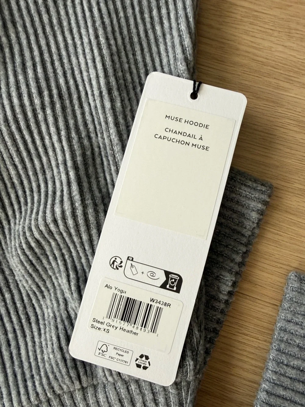 ALO Yoga new tags