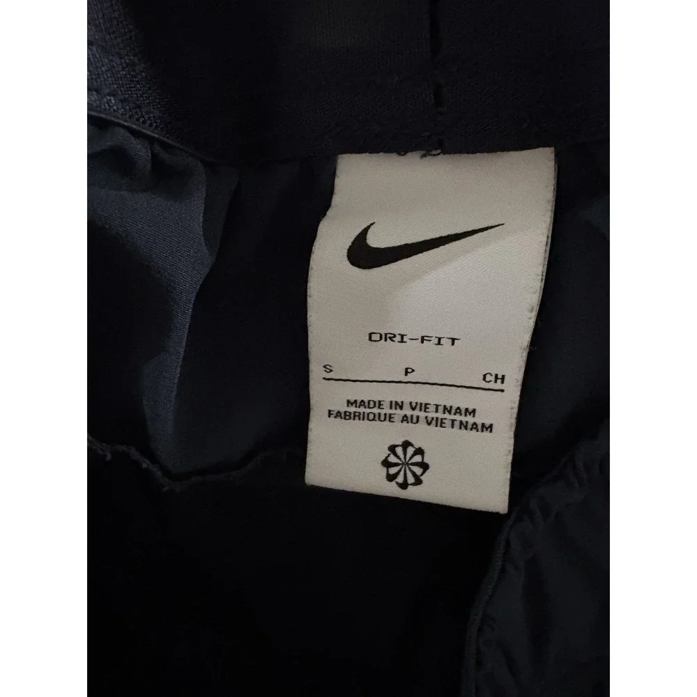 Nike excellent preowned