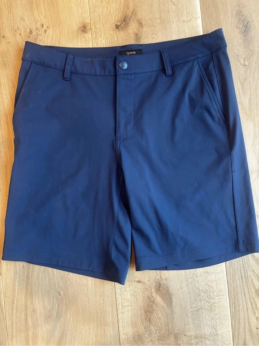 Quince Men's Navy Performance golf Shorts