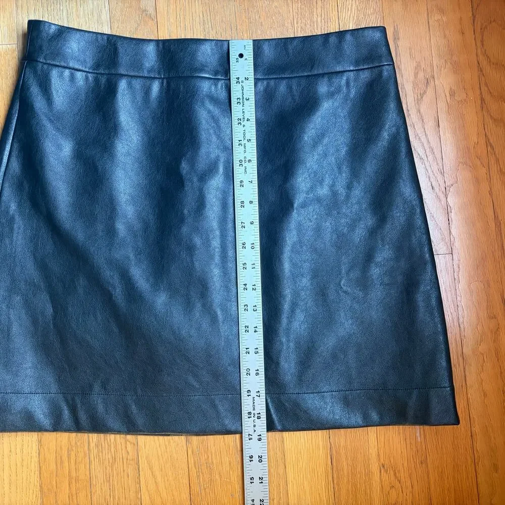 J. Crew waist hillfiger